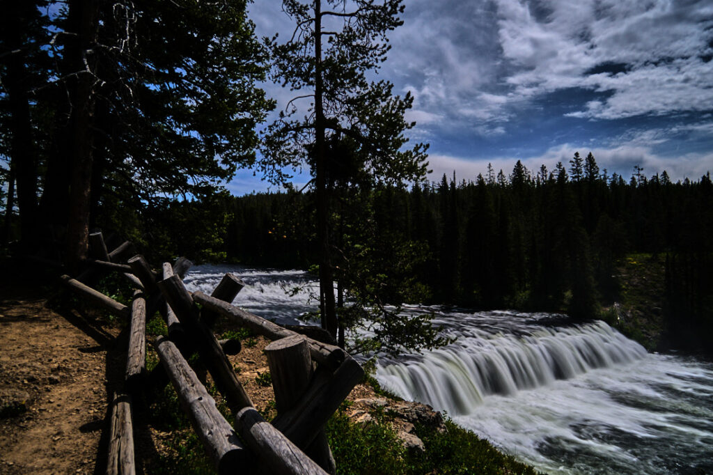 pics 79, yell jpeg 82721100 adobe srgb ma c yell 001 25