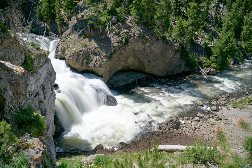 Timelapse of Firehole Falls, Yellowstone National Park